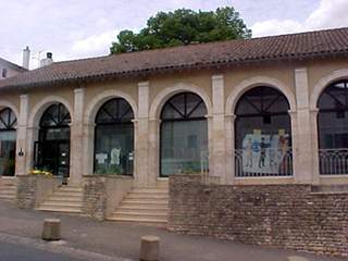 Fiche détaillée salle "Salle des Halles (face Abbaye)"