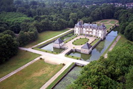 Ch&acirc;teau de Bourron, pr&egrave;s de Fontainebleau